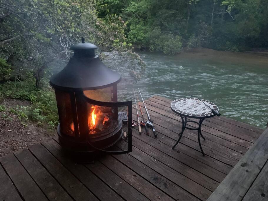 Cabin Fever On Cartecay River Ellijay Kültér fotó