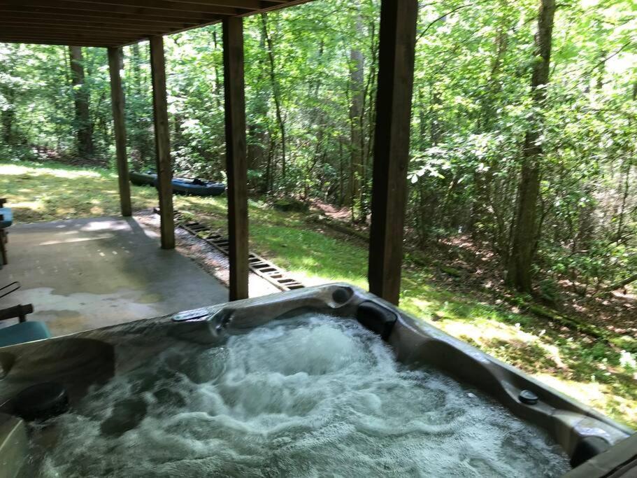 Cabin Fever On Cartecay River Ellijay Kültér fotó